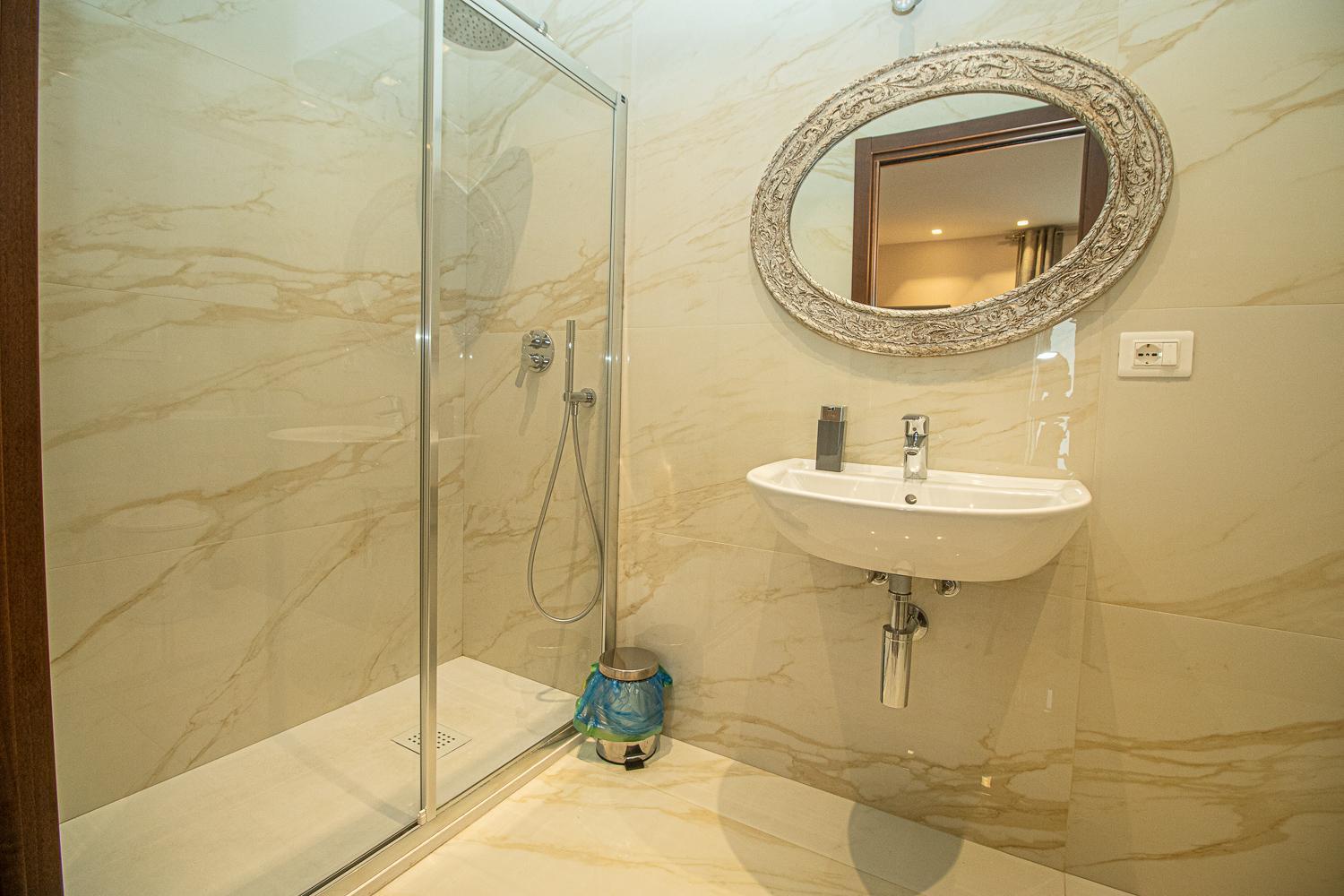 Suebi Rooms And Appartament Termoli Exterior photo